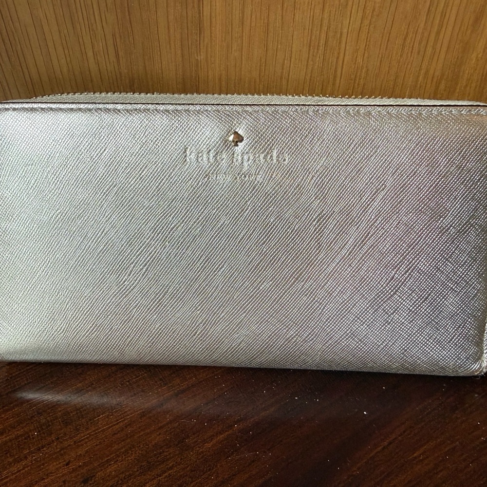 Kate Spade Metallic Silver Wallet